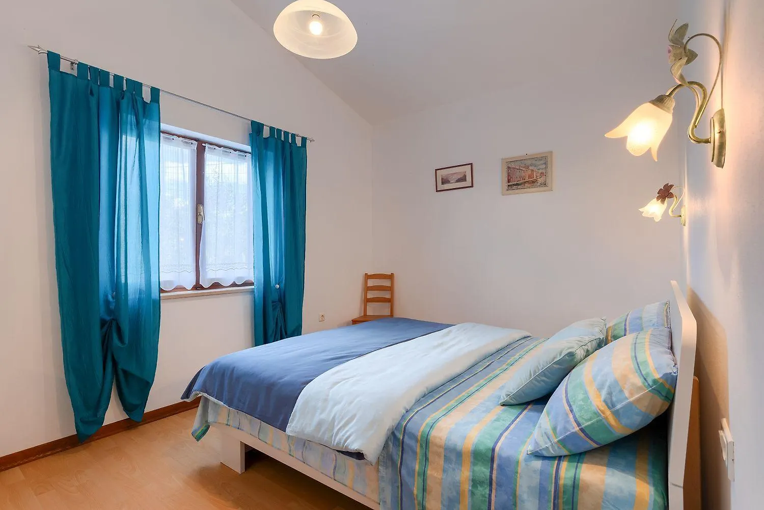 펜션 Komplett Umzaeuntes Ferienhaus Mit Klima, Wlan Rakalj 크로아티아