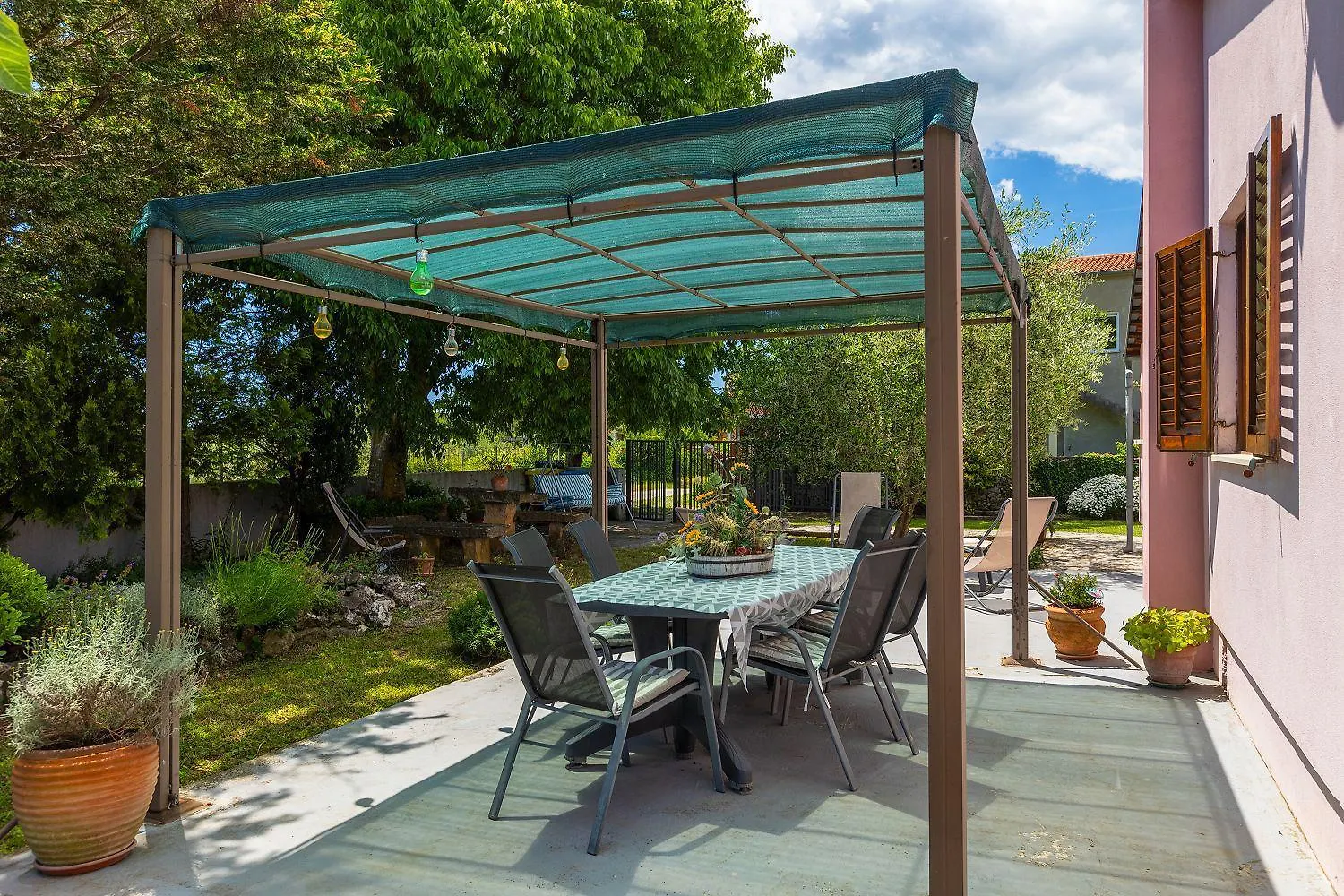 펜션 Komplett Umzaeuntes Ferienhaus Mit Klima, Wlan Rakalj 크로아티아